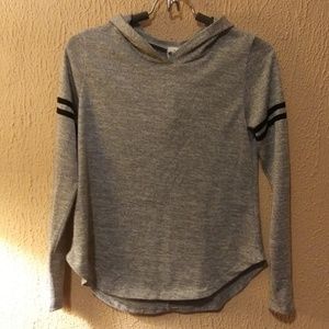 Pullover gray hoodie